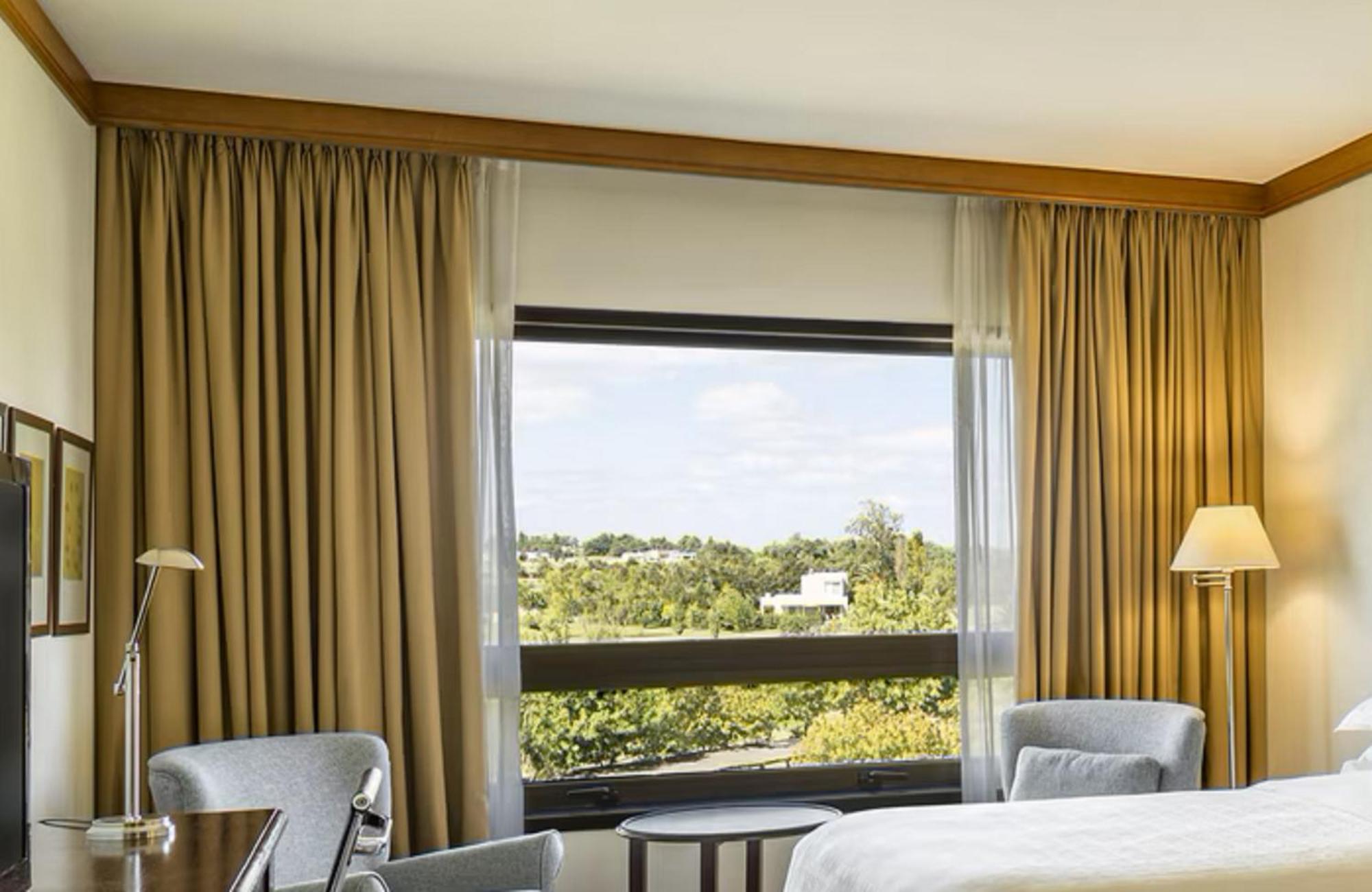 Sheraton Colonia Golf & Spa Resort Colonia del Sacramento Exteriör bild Curtains