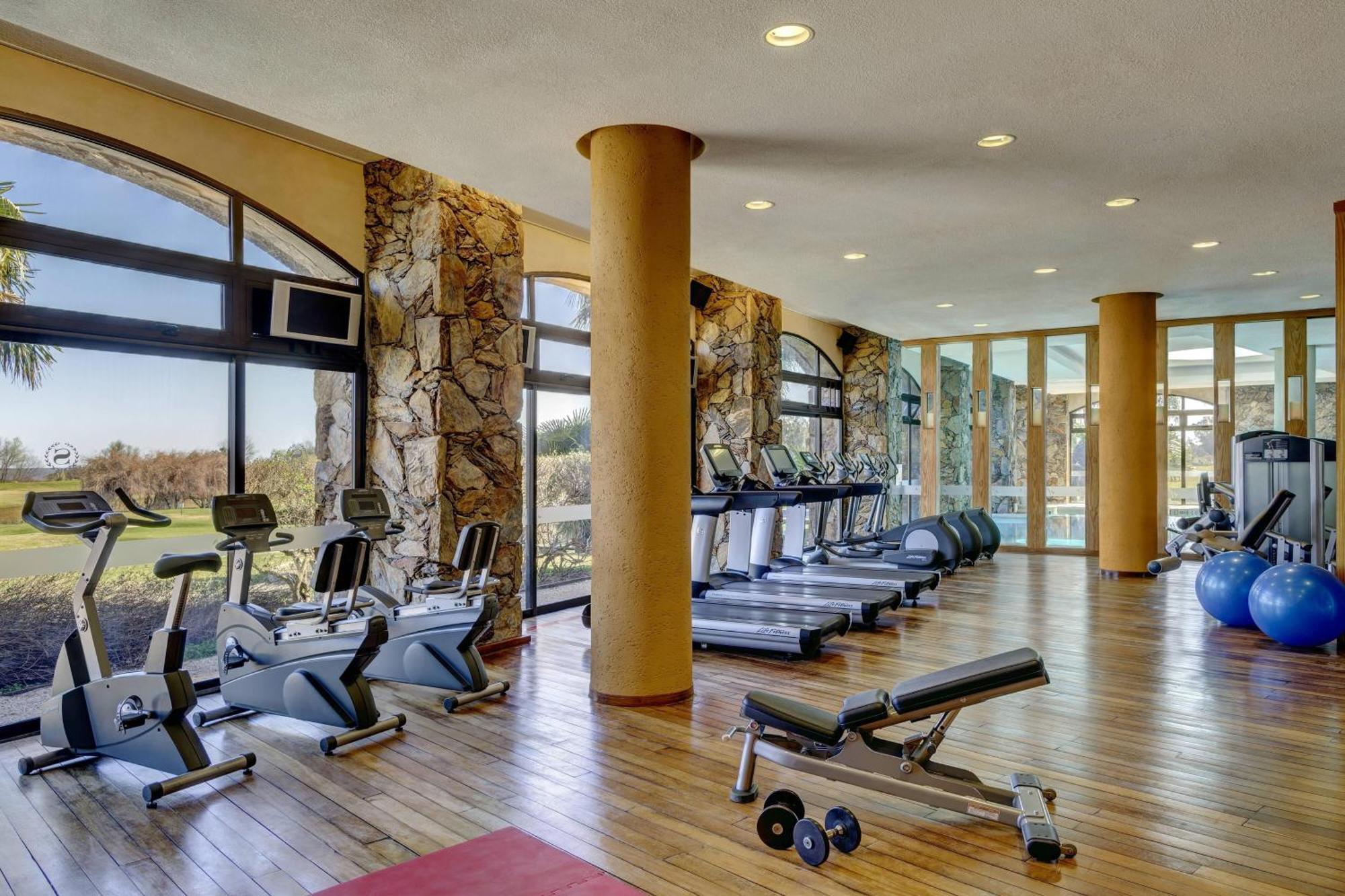 Sheraton Colonia Golf & Spa Resort Colonia del Sacramento Exteriör bild The gym at the hotel