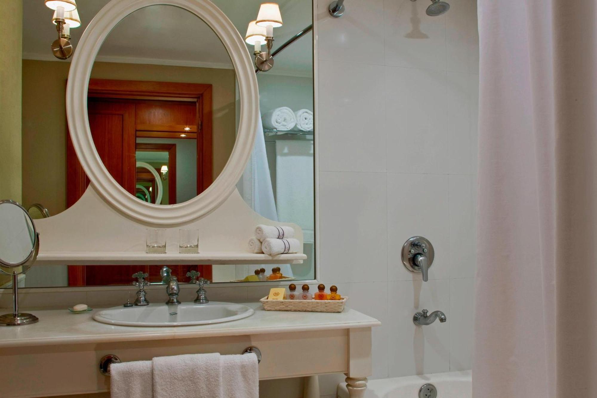 Sheraton Colonia Golf & Spa Resort Colonia del Sacramento Exteriör bild