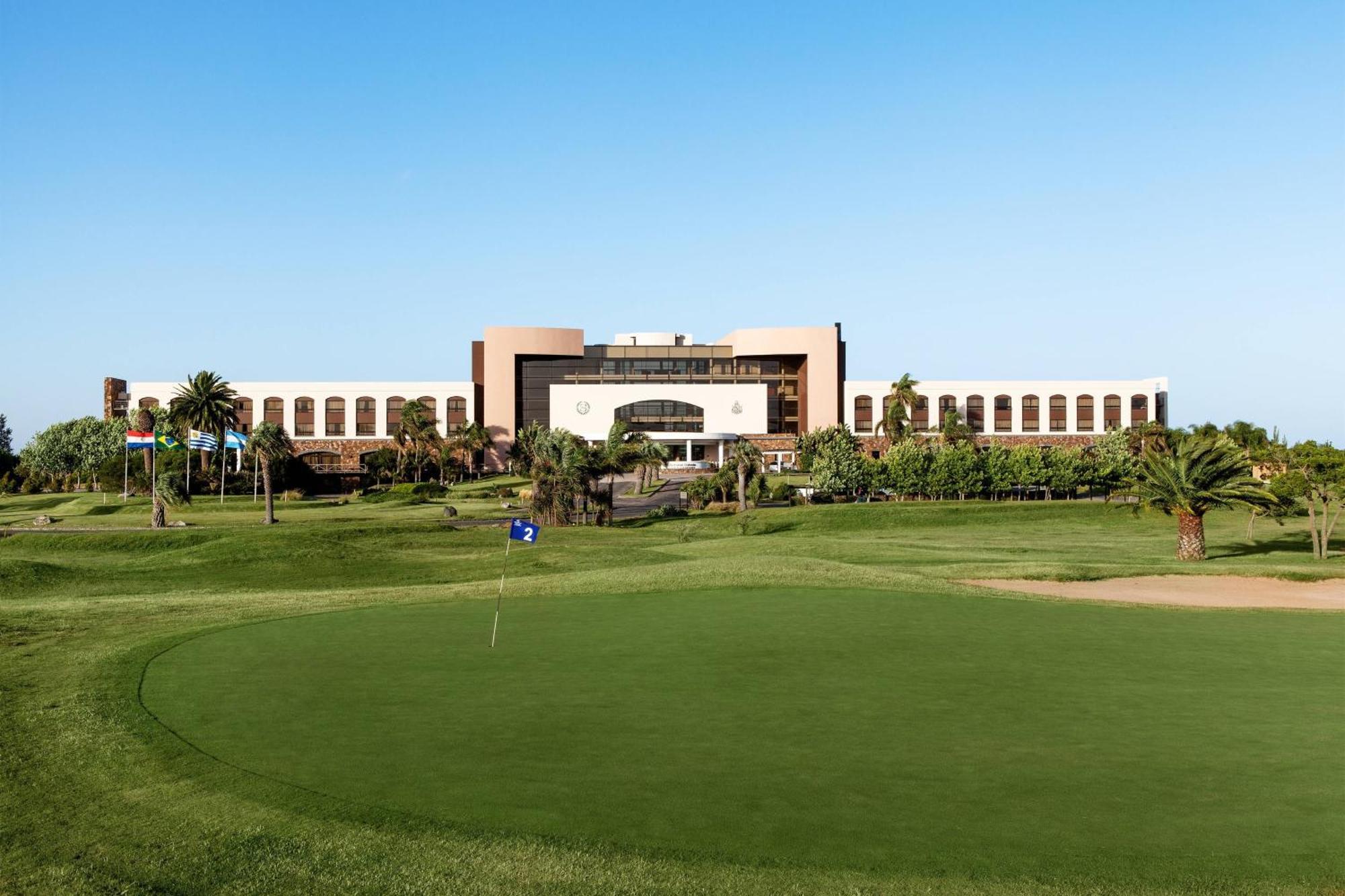 Sheraton Colonia Golf & Spa Resort Colonia del Sacramento Exteriör bild University Campus