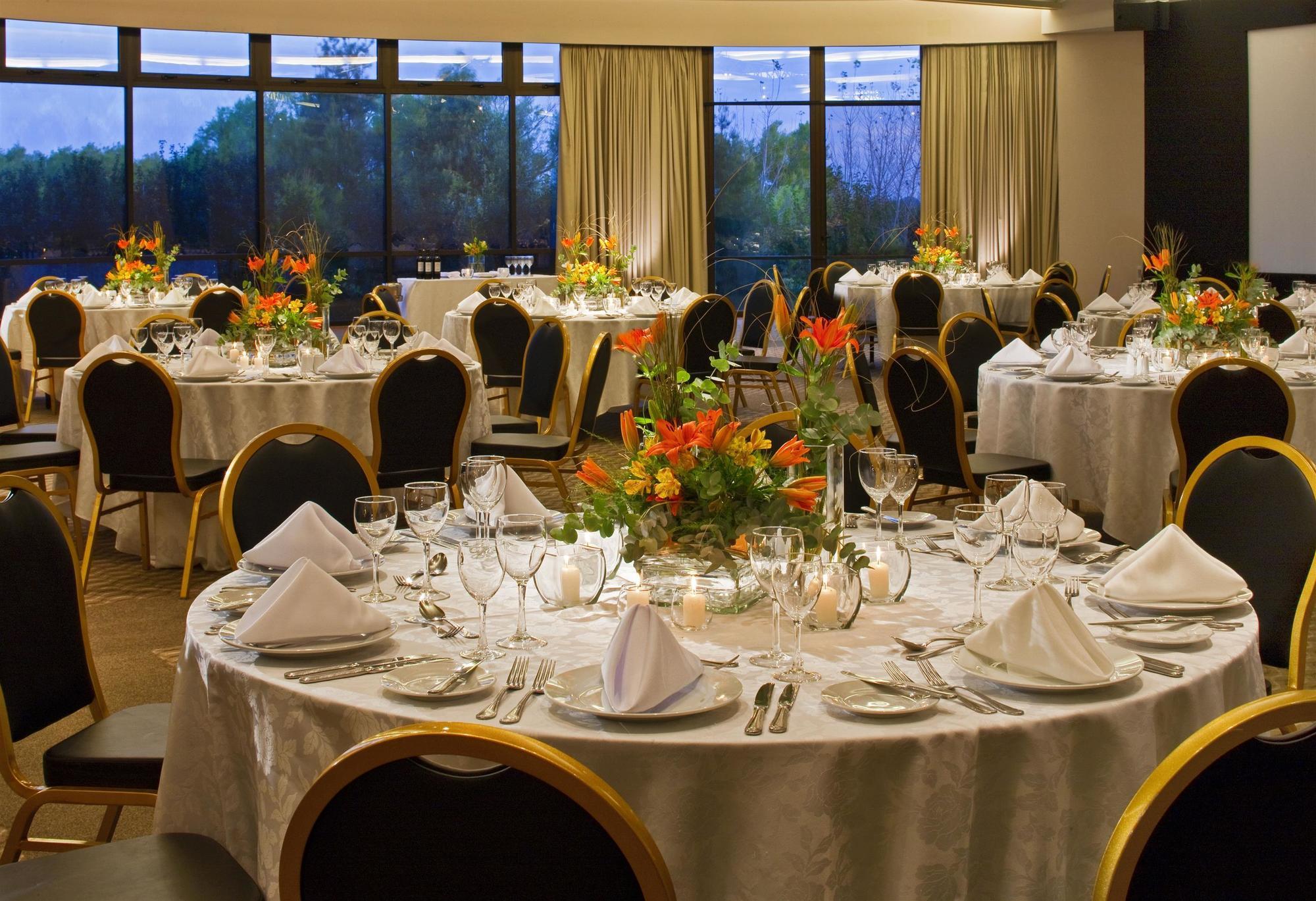 Sheraton Colonia Golf & Spa Resort Colonia del Sacramento Exteriör bild The ballroom at the Westin